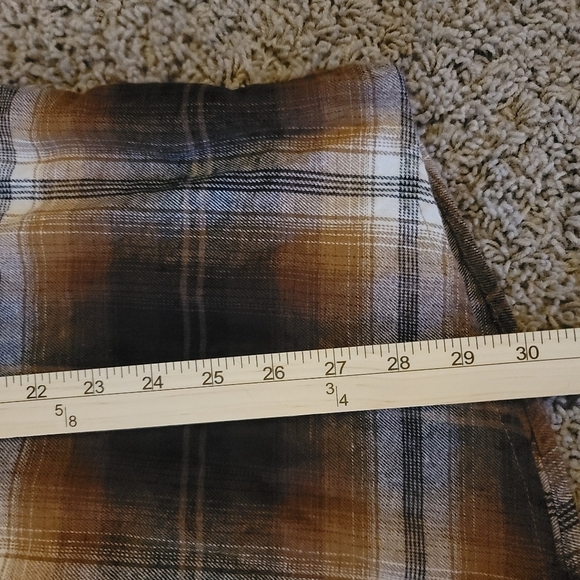 HURLEY PARADISE CITY COTTON FLANNEL BUTTON UP IN BLACK/BROWN PLAID, SZ LARGE - Picture 14 of 15